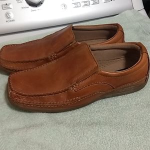 Mens shoes